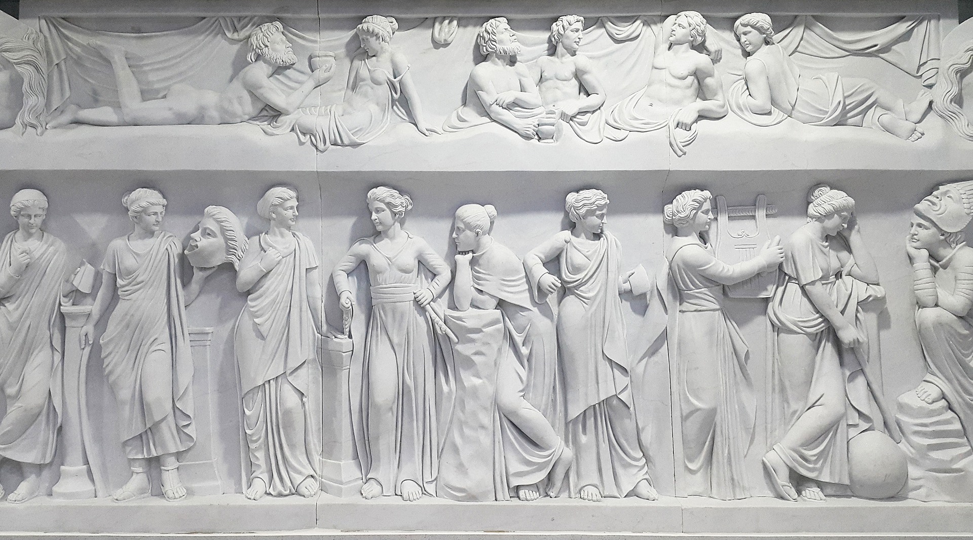 classical figures on Greek Roman sculpture